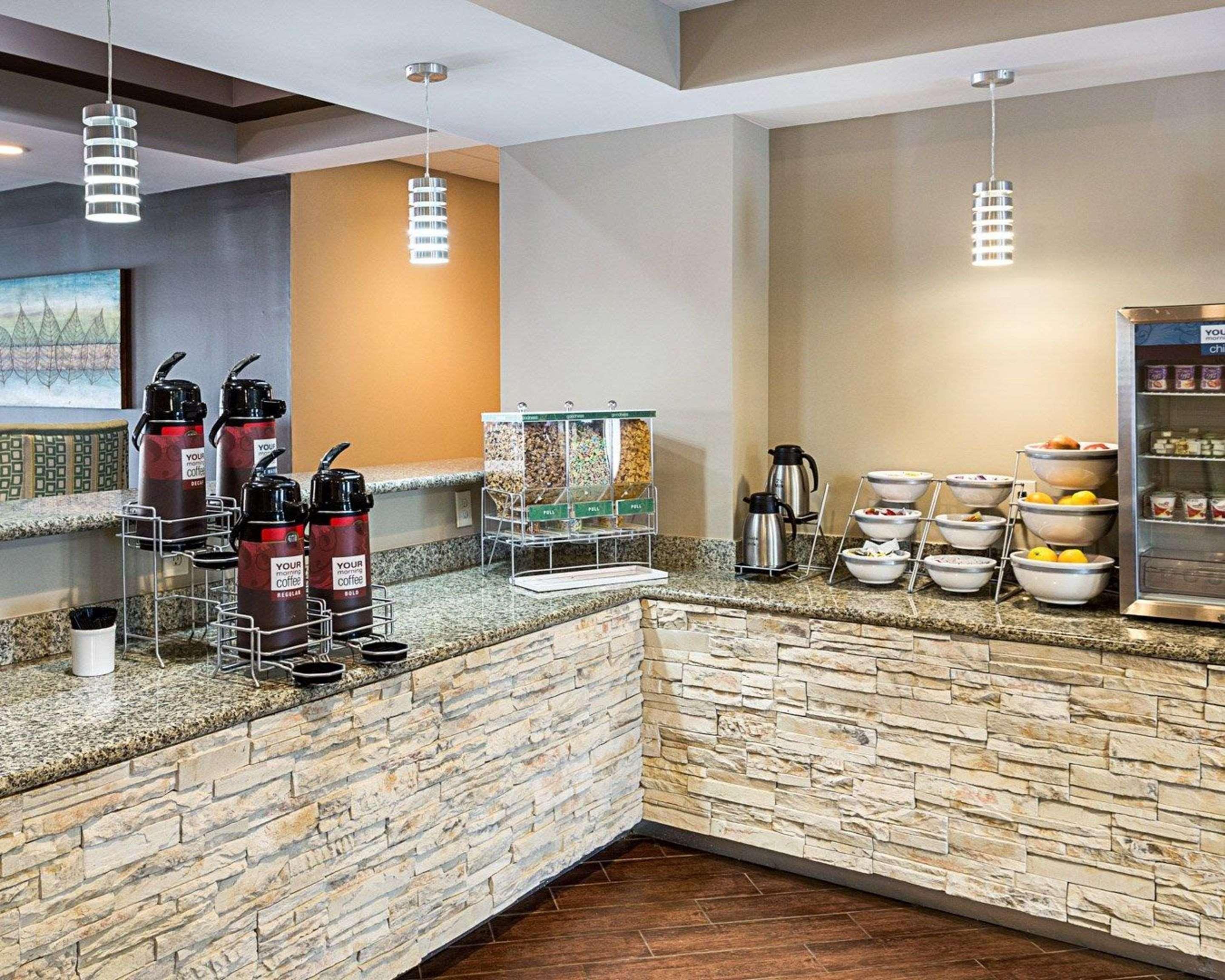 Comfort Suites Near Tanger Outlet Mall Gonzales Exteriér fotografie