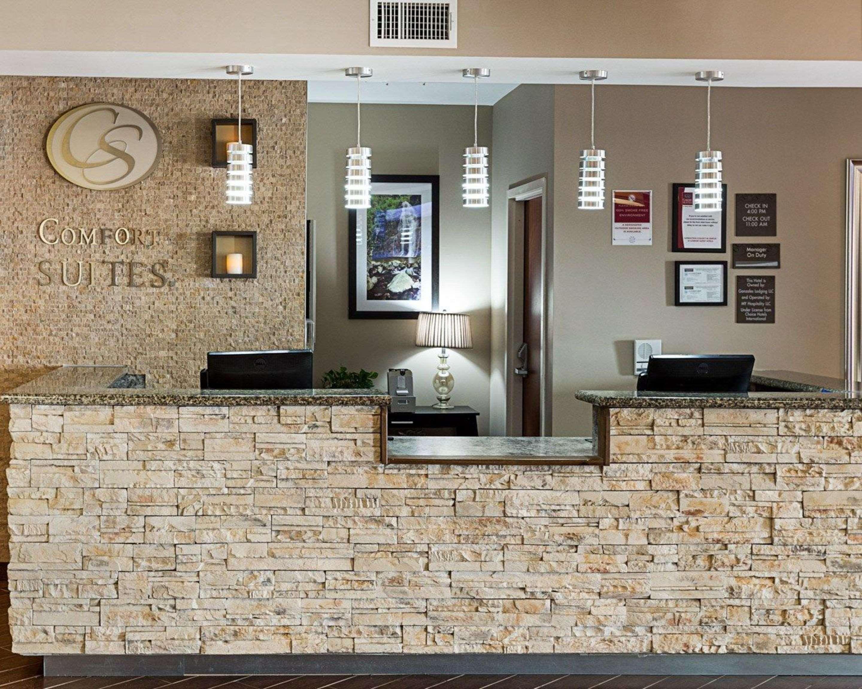 Comfort Suites Near Tanger Outlet Mall Gonzales Exteriér fotografie