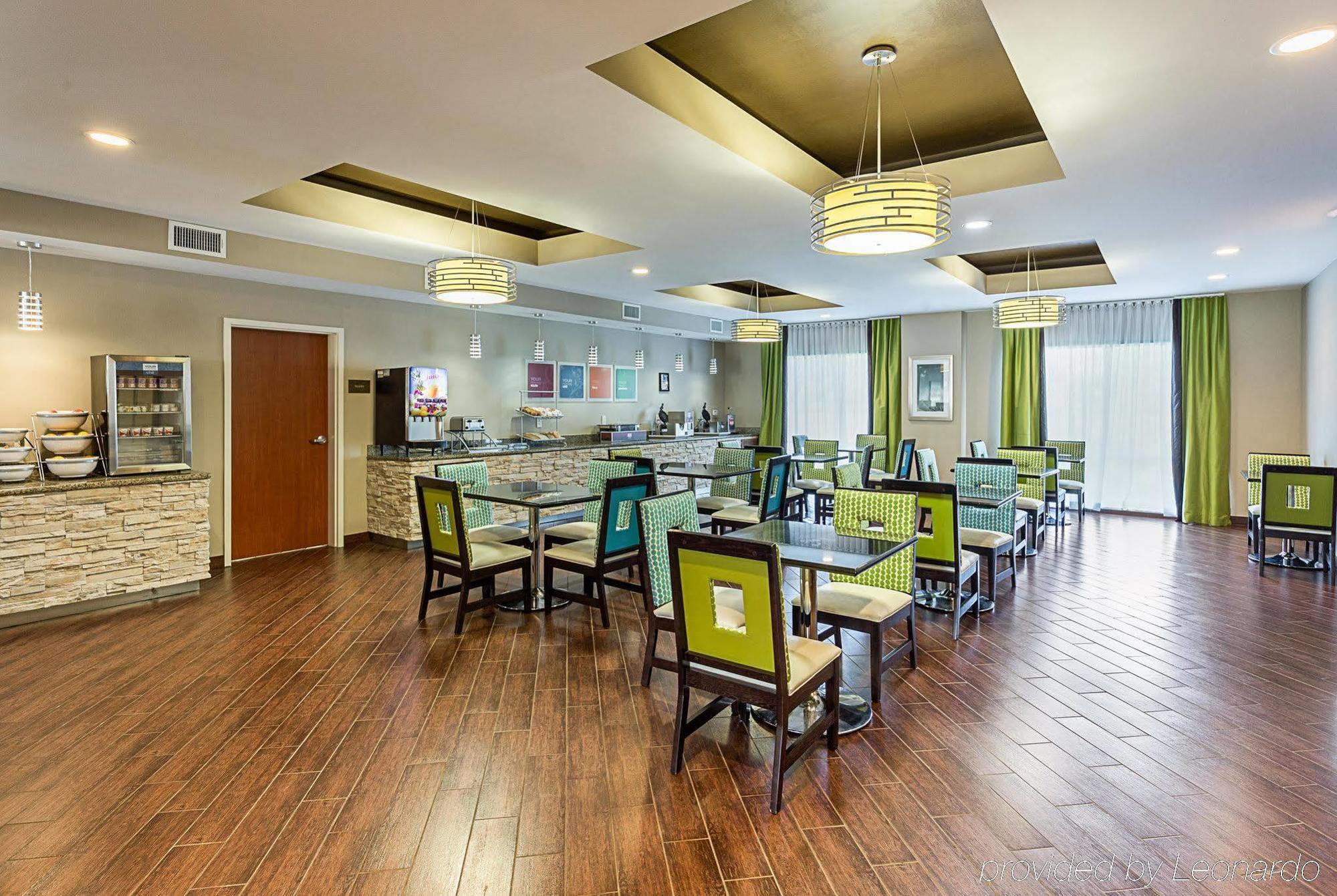 Comfort Suites Near Tanger Outlet Mall Gonzales Exteriér fotografie