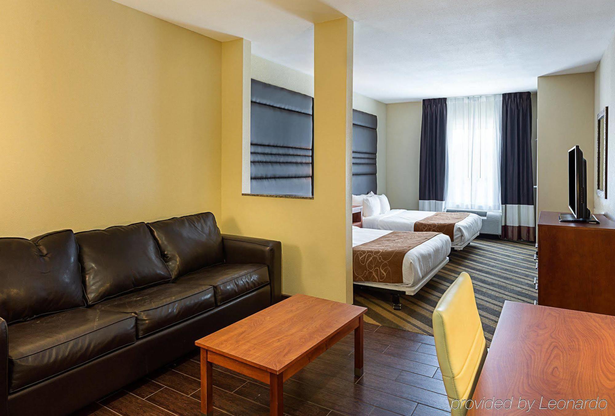 Comfort Suites Near Tanger Outlet Mall Gonzales Exteriér fotografie
