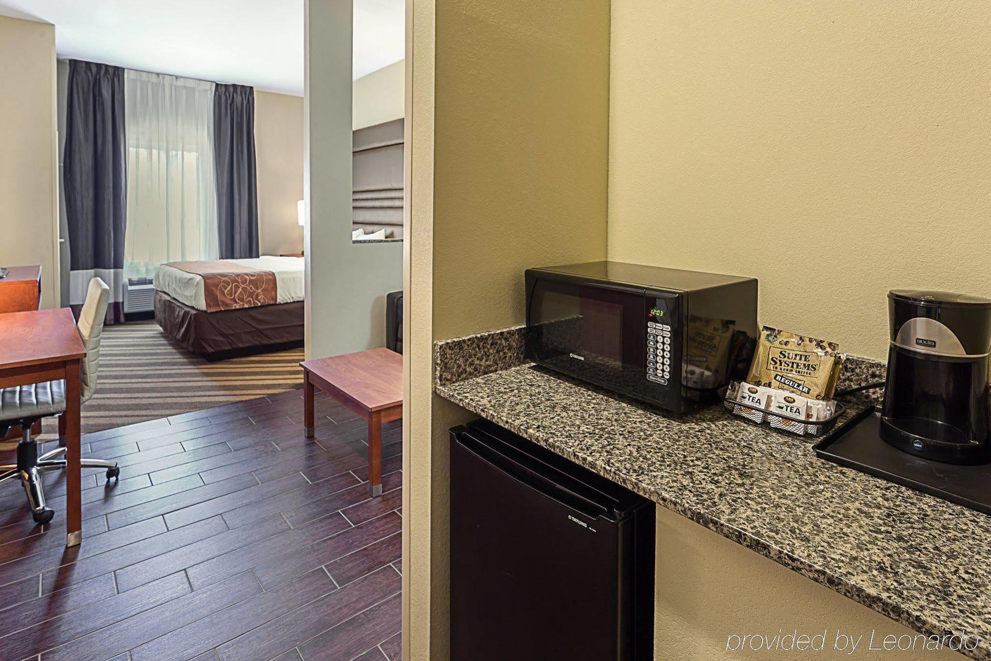 Comfort Suites Near Tanger Outlet Mall Gonzales Exteriér fotografie